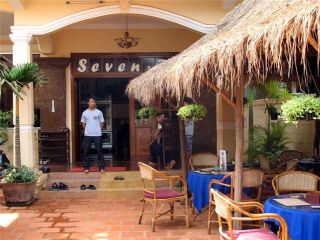 SEVEN IN GUESTHOUSE