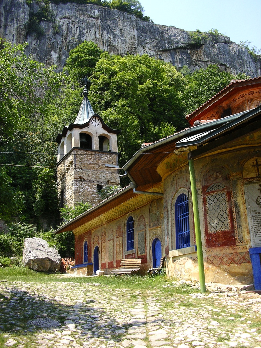 NOMADS HOSTEL