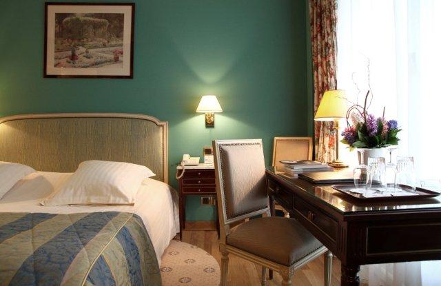Hotel Carlton