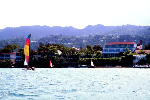 SILVER SEAS HOTEL