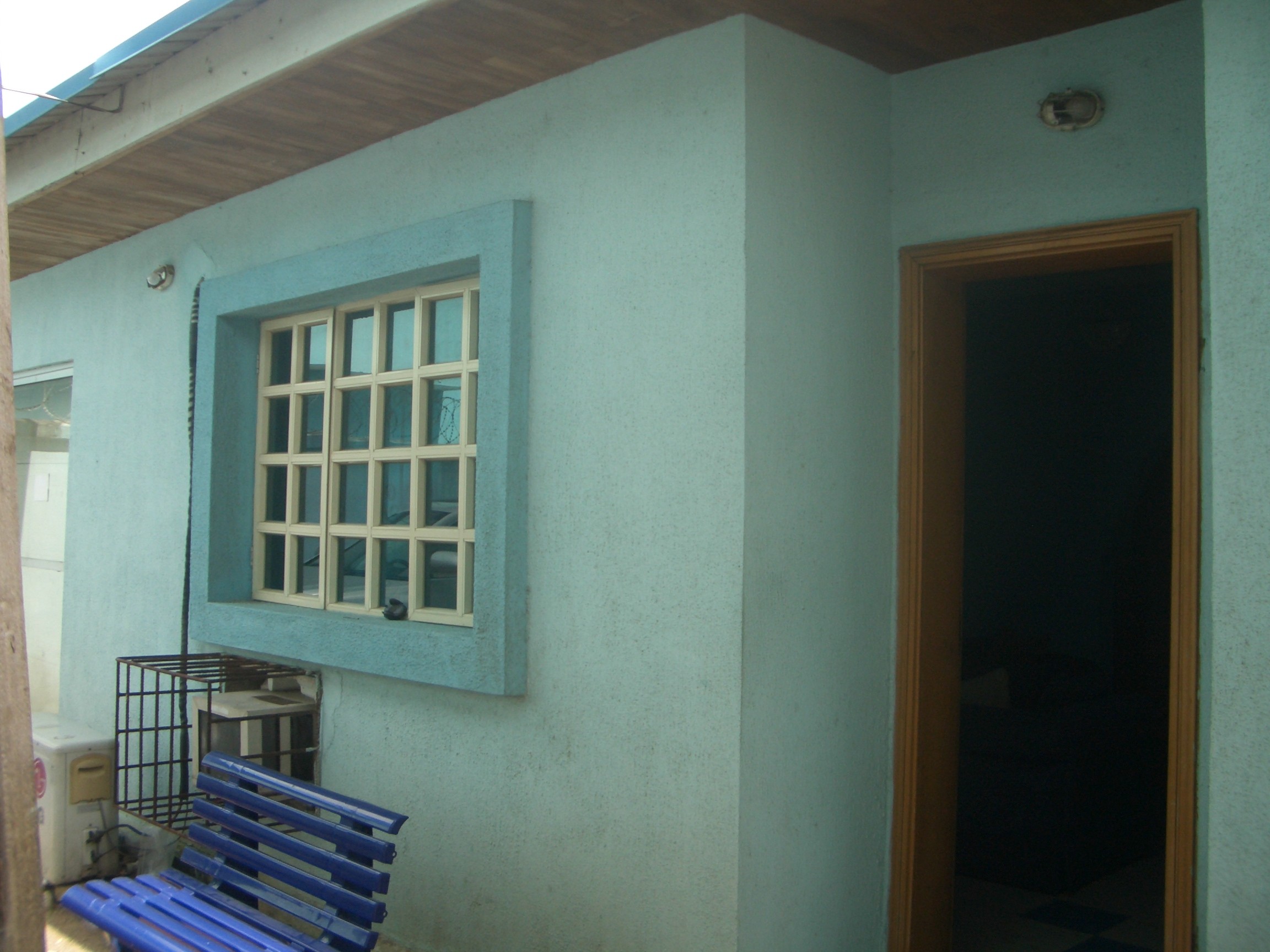 GOLDEN HOUSE