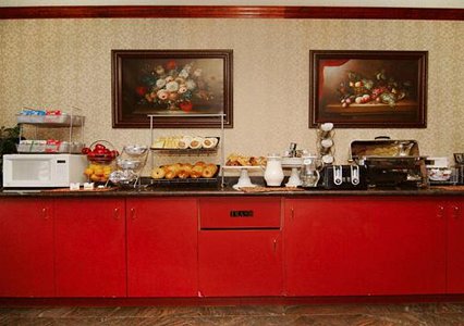 COMFORT SUITES HOTEL WARREN
