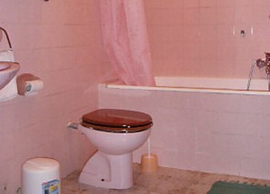 ROOM PLOCE HOSTEL