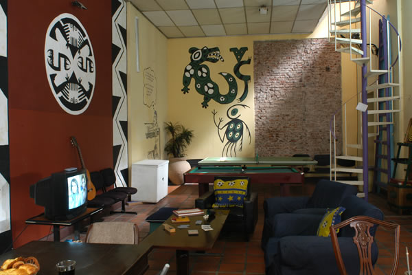 BA Stop Hostel