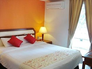RIDERS LODGE HOTEL
