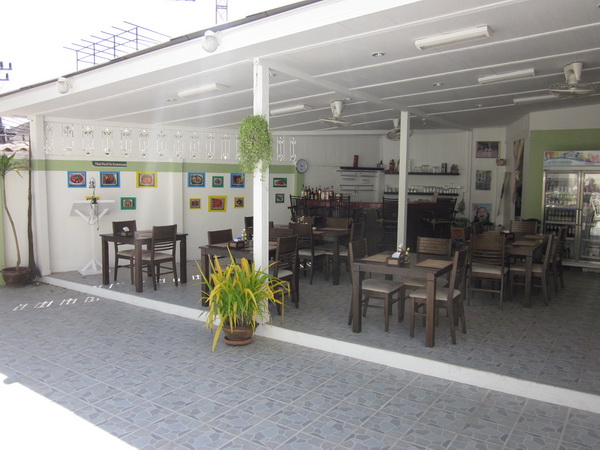 Kata Inn Guesthouse