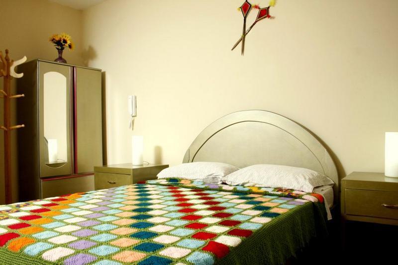 Lynik La Casa De Blanca