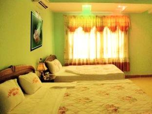 Valentine Hotel