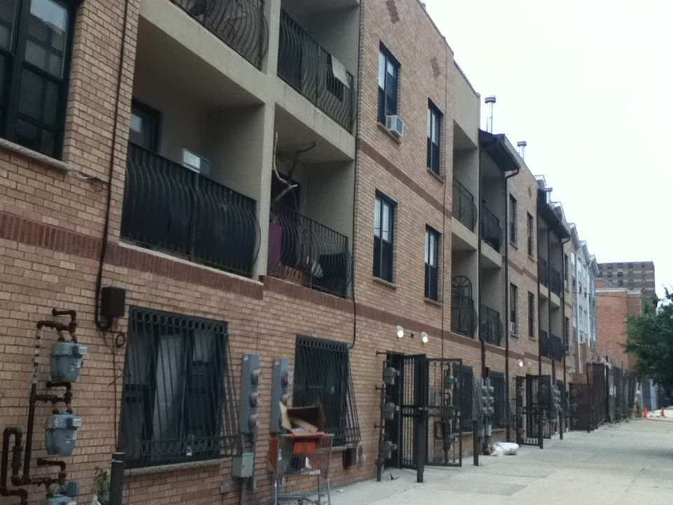 Hostel 89