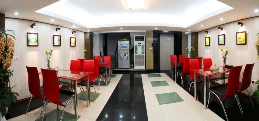 Royal Palace Hotel