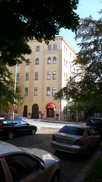 CITY BELL HOTEL